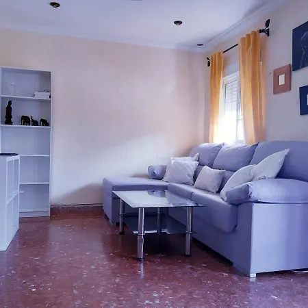 Rented Con Aparcamiento Gratis En La Zona Apartment