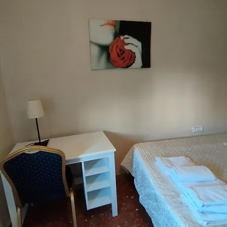 Rented * Cadiz